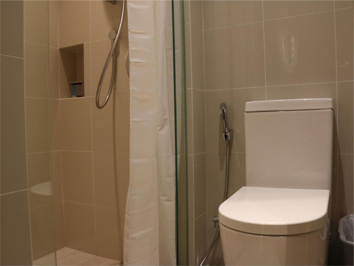 Aqueen Prestige Hotel Jalan Besar Singapura Luaran gambar